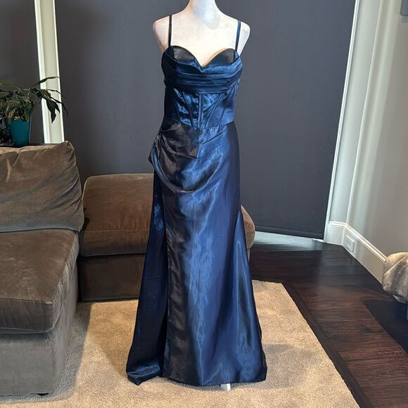 Women’s Blue Full Length Prom Party Dress Criss Cross Straps Leg Slit Size 8 NEW - Picture 1 of 13